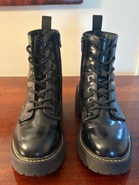 Shiny Black Platform Lace-Up Combat Boots